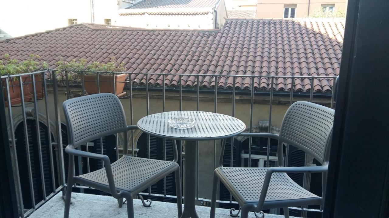 Re Lear Apartman Verona Kültér fotó